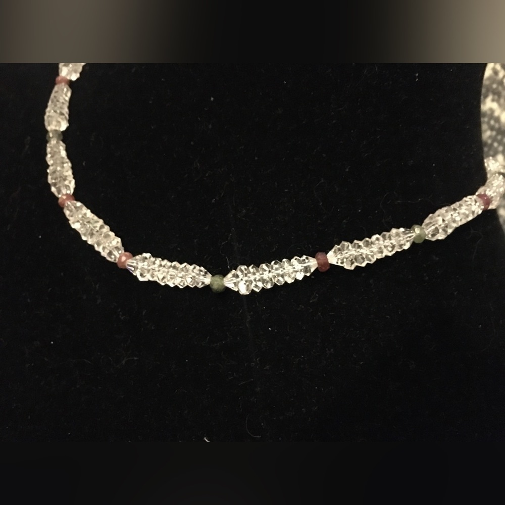 Vintage Avon crystal beaded necklace with jasper & quartz accent beads